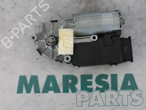 Used Sunroof engine Sunroof engine RENAULT ESPACE IV (JK0/1_) 3.0 dCi (JK0J, JK0V) (177 hp) 31396789 31396789