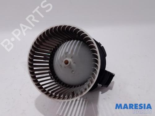 Used Heater blower motor FIAT 500 (312_) 1.2 (312AXA1A) (69 hp) 31386773
