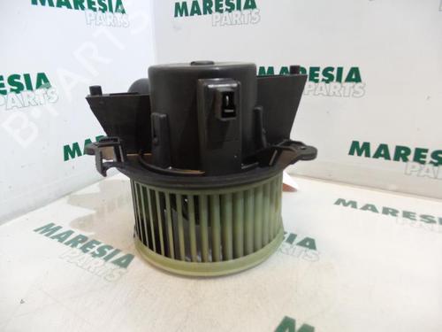 Used Heater blower motor FIAT PUNTO (188_) 1.2 60 (188.030, .050, .130, .150, .230, .250) (60 hp) 31510536