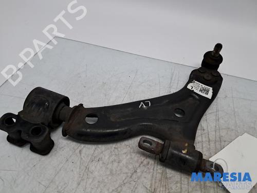 Used Left front suspension arm Left front suspension arm OPEL KARL (C16) 1.0 (75 hp) 33957735 33957735