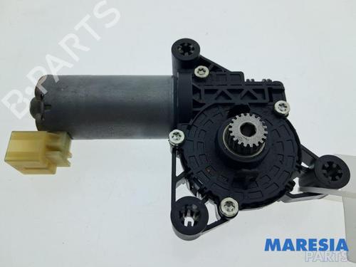 Schiebedachmotor für Schiebedachmotor RENAULT TWINGO III (BCM_, BCA_) 1.0 SCe 70 (71 hp) 34406616 34406616