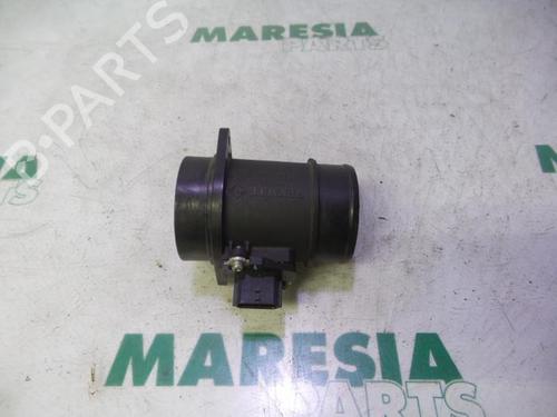 Used Mass air flow sensor RENAULT LAGUNA III Grandtour (KT0/1) 2.0 16V (KT0F, KT0W) (140 hp) 31469115