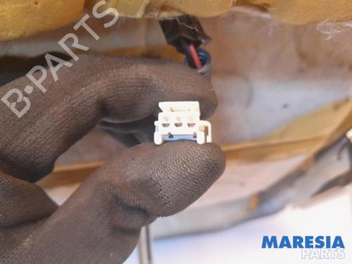 Left front seat RENAULT KOLEOS I (HY_) 2.0 dCi (HY0K) | BP31509382C15 