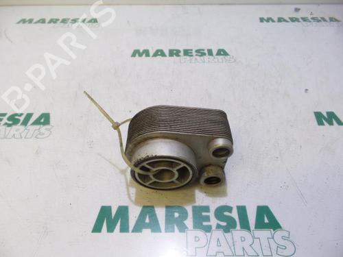 Used Oil radiator RENAULT SCÉNIC II (JM0/1_) 1.5 dCi (JM02, JM13) (101 hp) 31460389