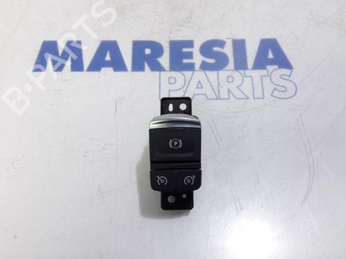 Used Switch RENAULT MEGANE IV Grandtour (K9A/M/N_) 1.5 dCi 110 (110 hp) 31462890