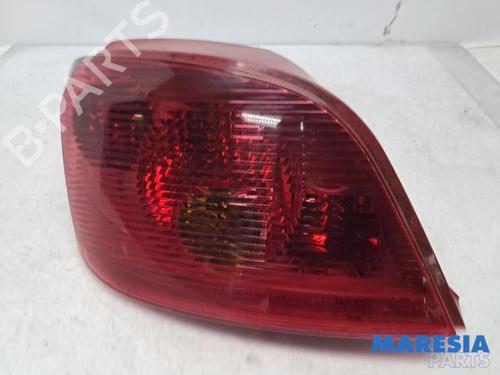Used Left taillight PEUGEOT 307 (3A/C) 1.4 16V (88 hp) 31462403