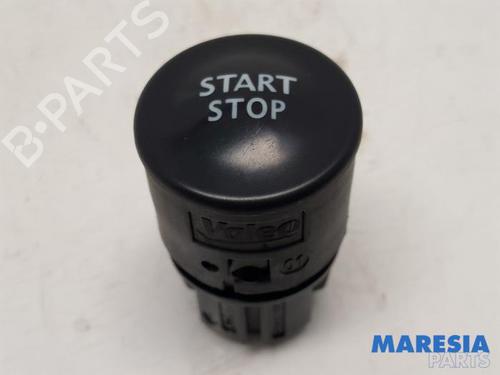 Used Switch RENAULT ZOE Hatchback Van (BFM_) Electric (BFME) (92 hp) 31455533