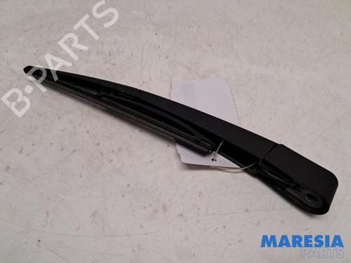 Used Rear windshield wiper arm PEUGEOT 308 II (LB_, LP_, LW_, LH_, L3_) 1.6 BlueHDi 120 (120 hp) 31525894