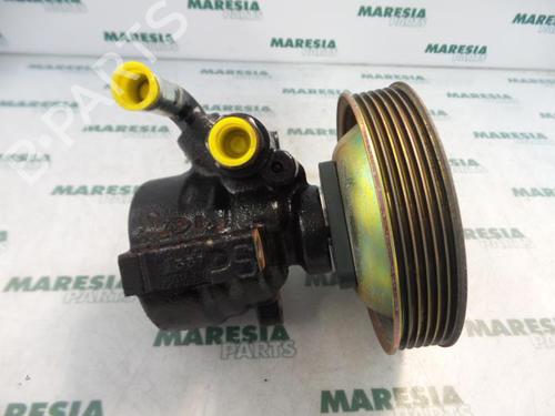 Used Steering pump ALFA ROMEO 147 (937_) 1.9 JTD (937.AXD1A, 937.BXD1A, 937.AXV1A, 937.BXB1A,... (115 hp) 31423938
