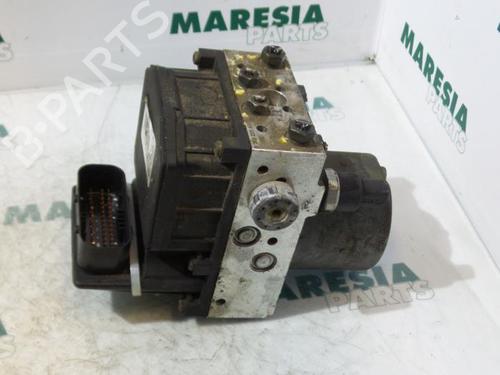 Módulo de ABS FIAT STILO (192_) 2.4 20V (192_XD1A, 192AXD12) (170 hp) 31478384