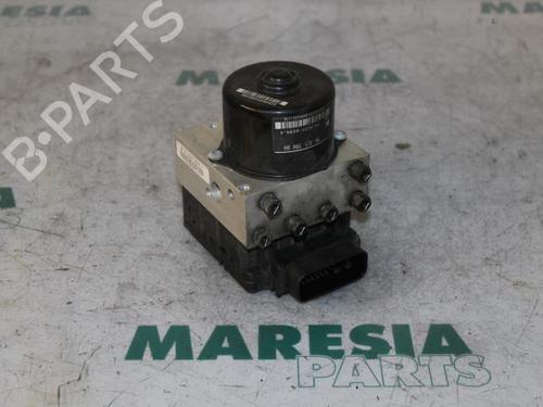 Used ABS pump PEUGEOT 206 Hatchback (2A/C) 1.4 i (75 hp) 31418579