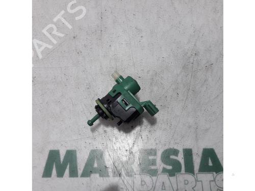 headlight-adjuster-motor-renault-trafic-iii-van-fg_-2014-31512214 main image