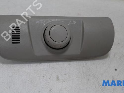 Used Switch RENAULT MEGANE III Grandtour (KZ0/1) 1.4 TCe (KZ0F, KZ1V) (130 hp) 31512482