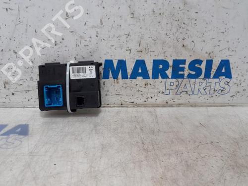 Used Electronic module CITROËN JUMPY III Van (V_) 2.0 BlueHDi 120 (122 hp) 31522198