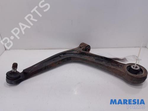 Used Left front suspension arm FIAT 500 (312_) 1.2 (312AXA1A) (69 hp) 31517796