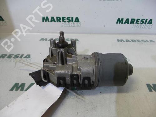 Used Front wiper motor RENAULT CLIO II (BB_, CB_) 1.5 dCi (B/CB07) (65 hp) 31500919
