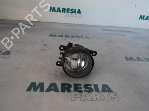 Used Left front fog light RENAULT GRAND SCÉNIC II (JM0/1_) 2.0 (135 hp) 31477304