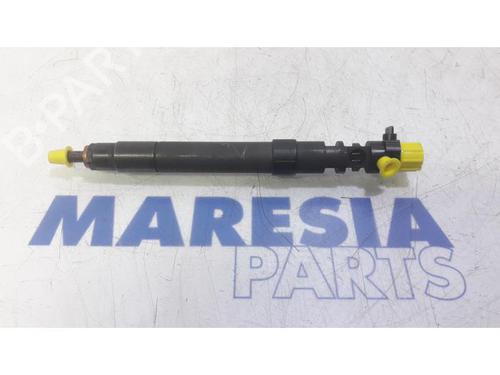 Used Injector PEUGEOT 508 I (8D_) 2.0 HDi Hybrid4 AWC (163 hp) 31506844