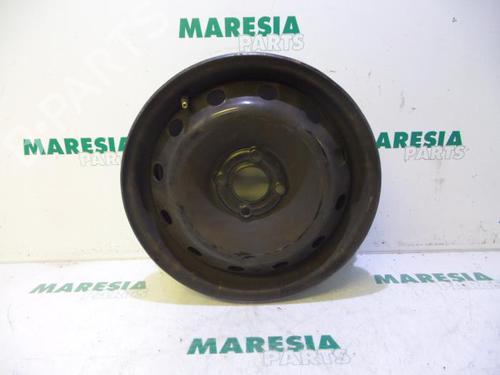 rim-renault-scenic-i-mpv-ja01_-fa0_-1999-2000-2001-2002-2003-2004-2005-2006-2007-2008-2009-2010-31428405 main image