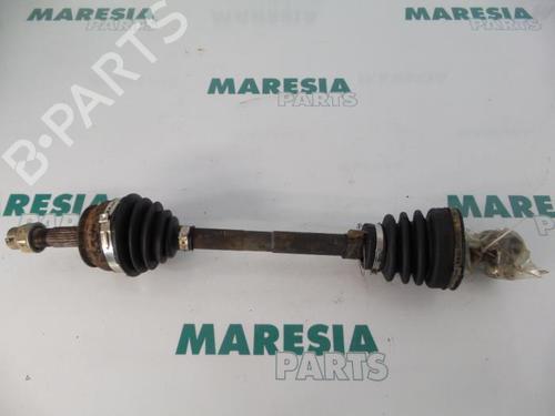 Used Left front driveshaft FIAT BRAVA (182_) 1.4 12 V (182.BA) (80 hp) 31433088