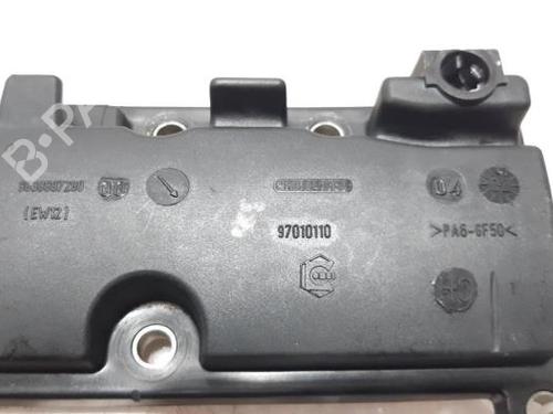 Used Valve cover PEUGEOT 307 CC (3B) 2.0 16V (136 hp) 31413676