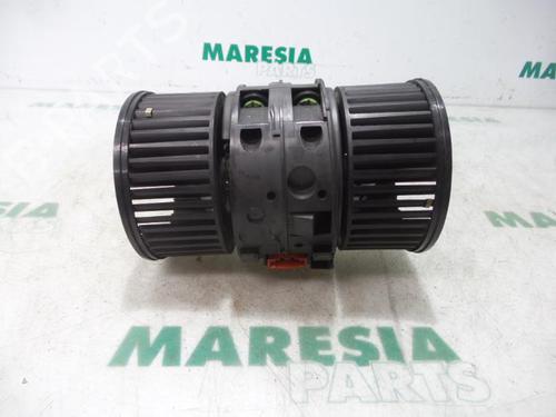 Used Heater blower motor RENAULT MEGANE III Coupe (DZ0/1_) 1.6 16V (DZ0U, DZ1B, DZ1H) (110 hp) 31535850