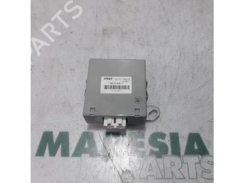 Used Control unit CITROËN C-CROSSER (VU_, VV_) 2.2 HDi (156 hp) 31496897