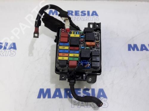 Used Fuse box FIAT DOBLO Cargo (263_) 1.6 D Multijet (263WXD1B, 263WXR1B, 263WXX1B, 263ZXD1B,... (105 hp) 31429857