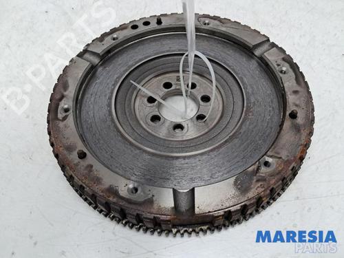 Used Flywheel RENAULT CLIO IV Grandtour (KH_) 1.5 dCi 90 (KHN3, KHN4) (90 hp) 31445397