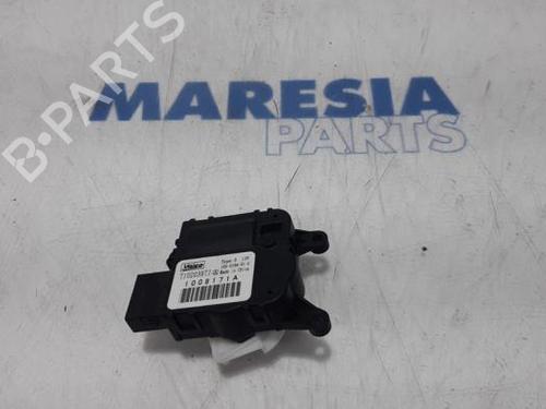 other-renault-trafic-iii-van-fg_-2014-31394207 main image