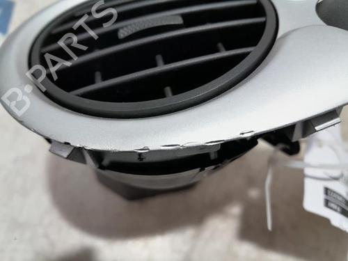 Air vent RENAULT CLIO III (BR0/1, CR0/1) 1.2 16V (BR0P, CR0P) | BP31405509I21 