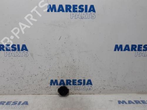 electronic-sensor-renault-megane-iii-hatchback-bz01_-b3_-2008-31387165 main image