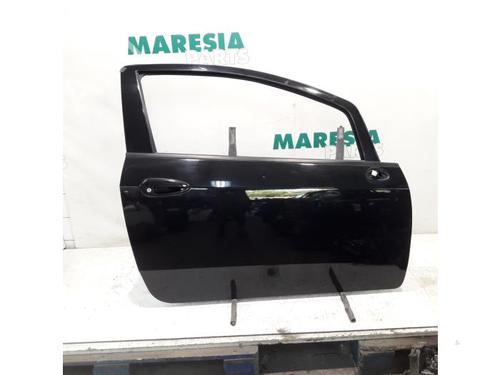 Used Right front door FIAT GRANDE PUNTO (199_) 1.4 16V (199BXG1B, 199AXG1B) (95 hp) 31477234