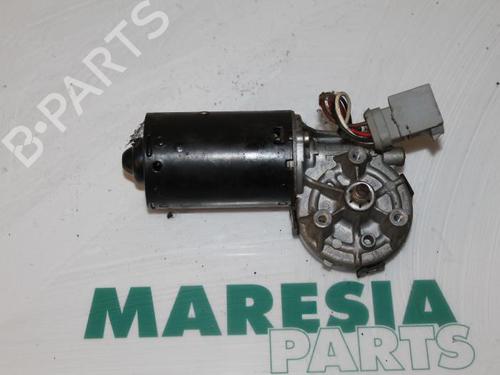 front-wiper-motor-renault-scenic-i-mpv-ja01_-fa0_-1999-2000-2001-2002-2003-2004-2005-2006-2007-2008-2009-2010-31425871 main image