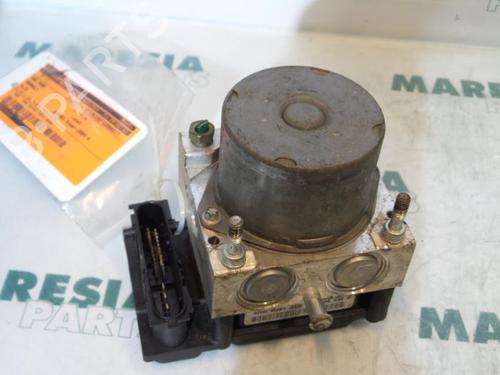 Used ABS pump RENAULT CLIO II (BB_, CB_) 1.6 16V (BB01, BB0H, BB0T, BB14, BB1D, BB1R, BB2KL, BB3G... (107 hp) 31434818