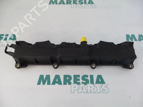 Used Valve cover PEUGEOT 206 Hatchback (2A/C) 1.6 16V (109 hp) 31488673