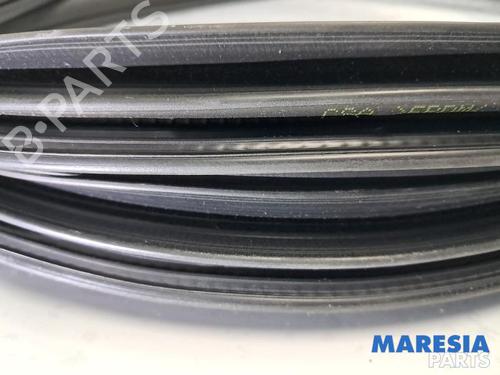 Rubber door seal ALFA ROMEO GIULIETTA (940_) 1.4 TB (940FXB1A, 940FXB11) | BP31468590C142