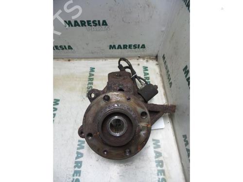Used Left front steering knuckle PEUGEOT 306 Hatchback (7A, 7C, N3, N5) 1.9 D (69 hp) 31436121