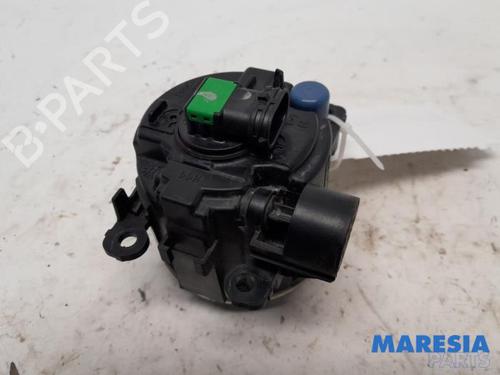 Right front fog light RENAULT KADJAR (HA_, HL_) 1.6 TCe 165 (HLMH) | BP31437858C31