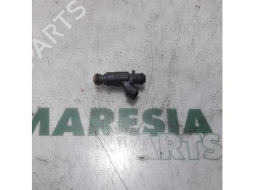 Used Injector PEUGEOT 208 I (CA_, CC_) 1.2 VTI 82 (82 hp) 31510745