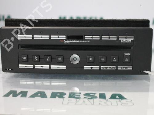 Used Radio RENAULT LAGUNA II Grandtour (KG0/1_) 2.2 dCi (KG0F) (150 hp) 31436405