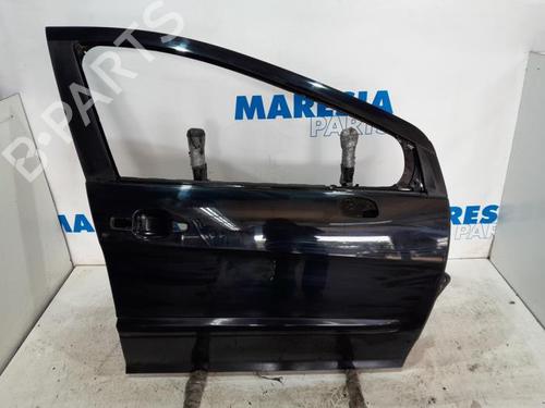 Used Right front door Right front door 31518591 31518591