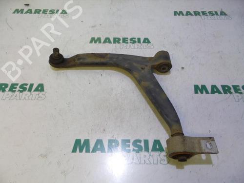 Used Left front suspension arm CITROËN XSARA PICASSO (N68) 1.8 16V (115 hp) 31477875