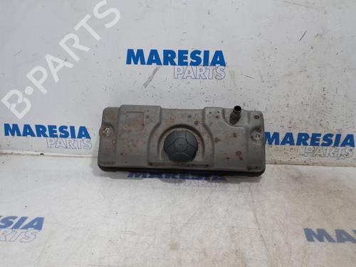 Used Valve cover CITROËN C2 ENTERPRISE (JG_) 1.1 (60 hp) 31506529