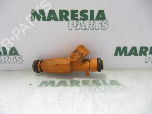 Used Injector ALFA ROMEO 147 (937_) 2.0 16V T.SPARK (937.AXA1, 937.AXC1, 937.BXC1) (150 hp) 31445991