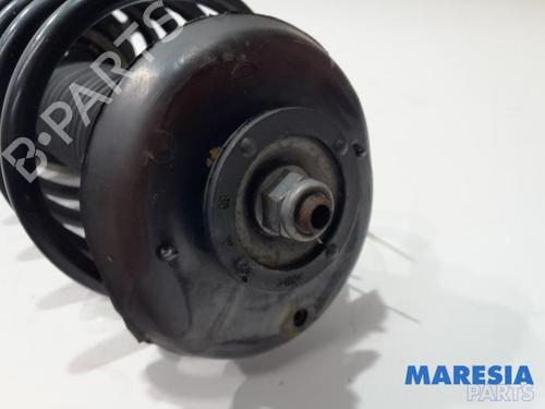 Right front shock absorber CITROËN C3 III (SX) 1.2 VTi 82 | BP31423907M17 - Image 4