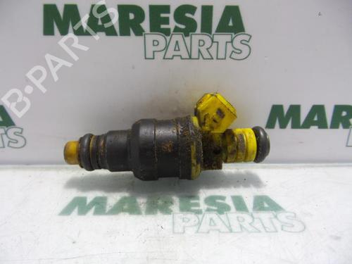 Used Injector ALFA ROMEO 155 (167_) 1.6 16V T.S. (167.A6A) (120 hp) 31452249