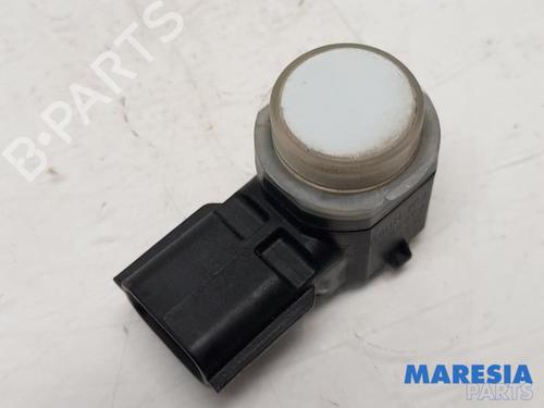 Used Electronic sensor RENAULT ZOE Hatchback Van (BFM_) Electric (BFME) (92 hp) 31428519