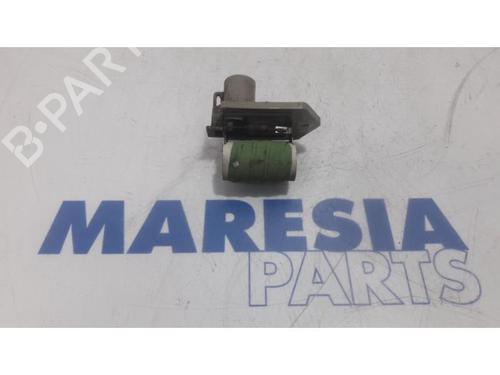 Used Electronic sensor FIAT DOBLO Cargo (263_) 1.6 D Multijet (263WXD1B, 263WXR1B, 263WXX1B, 263ZXD1B,... (105 hp) 31453400