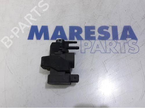 Used Electronic sensor RENAULT GRAND SCÉNIC III (JZ0/1_) 1.5 dCi (JZ09, JZ0D, JZ10, JZ14, JZ1G, JZ29, JZ2C) (110 hp) 31492591